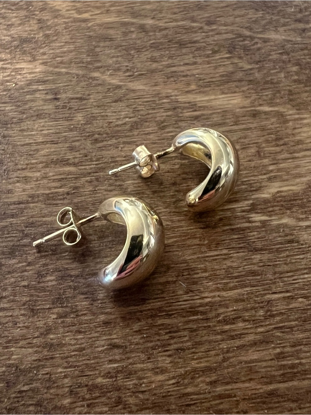 Melanie Auld Gold Beverly Hoops